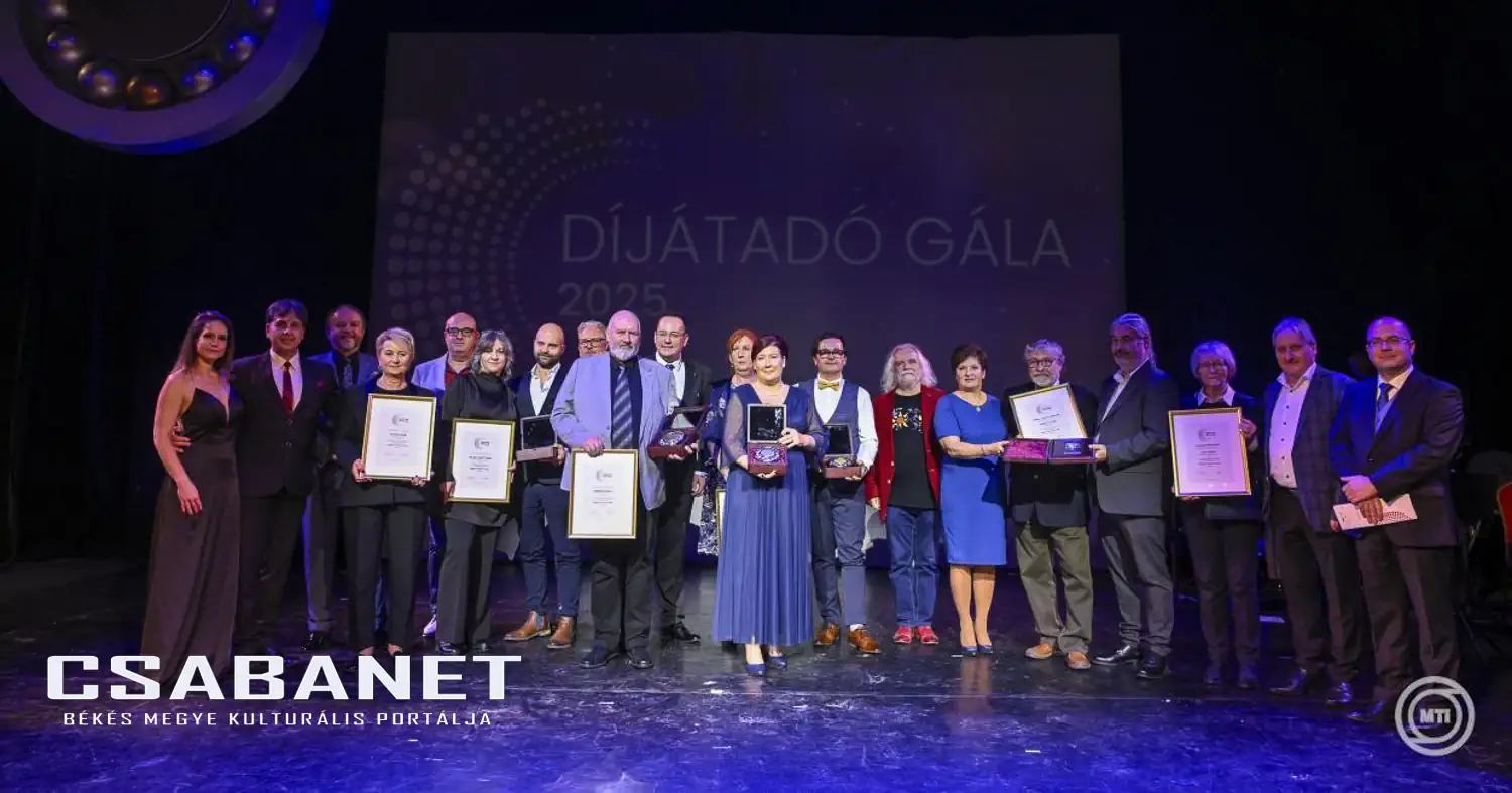 Békéscsabai díjazottat is ünnepelhettünk a Magyar Teátrum eseményén