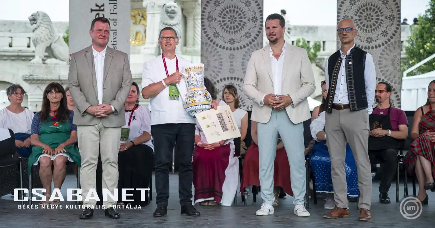Mesterségek Ünnepe - Átadták a Népművészeti Egyesületek Szövetsége díjait