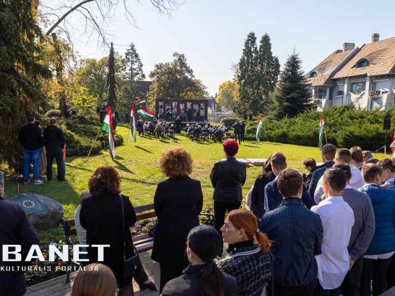 Október 23-án is megtaláltuk a kultúrprogramot – Ferenczi  Október 23-án is megtaláltuk a kultúrprogramot – Ferenczi