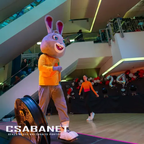 csabanet csaba center szuletesnap 2025 11 22