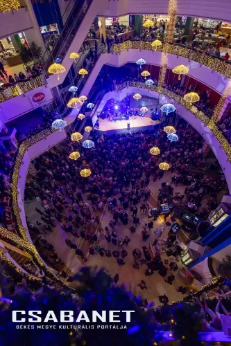 csabanet csaba center szuletesnap 2025 11 22