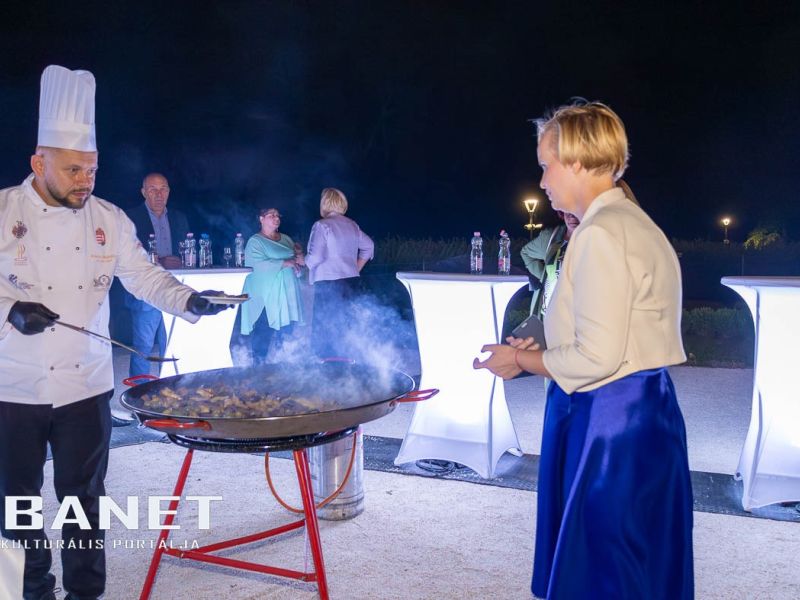 Egy estély a kastélyban - könyvbemutató, Szabadkígyós Egy estély a kastélyban - könyvbemutató, Szabadkígyós