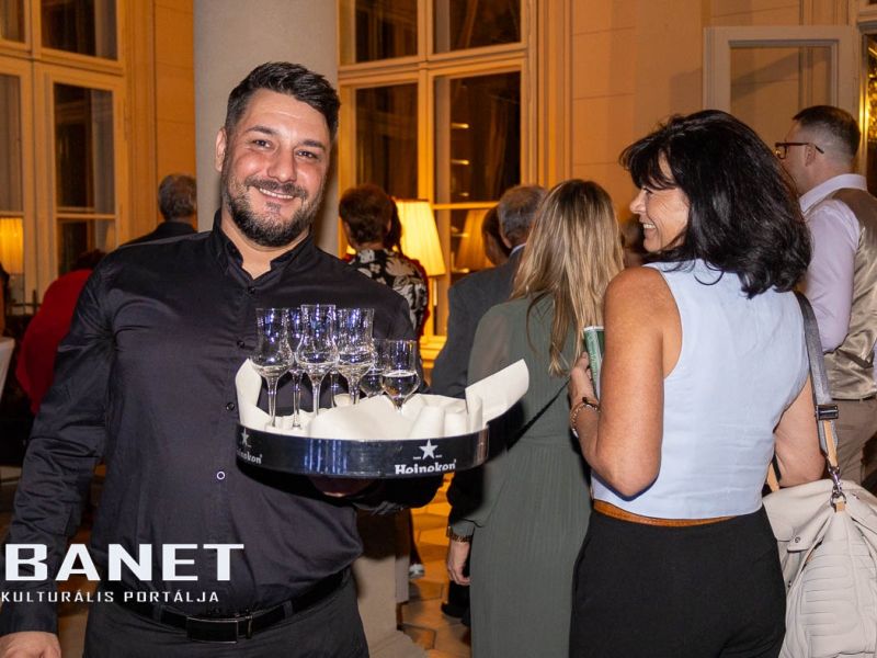 Egy estély a kastélyban - könyvbemutató, Szabadkígyós Egy estély a kastélyban - könyvbemutató, Szabadkígyós