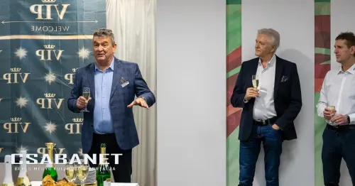 2026 01 16 csaba center eskuvo kiallitas