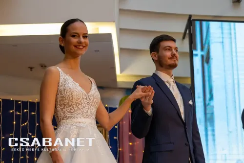 2026 01 16 csaba center eskuvo kiallitas