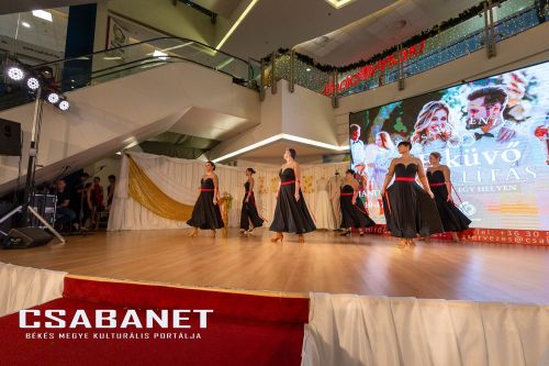 Esküvő Kiállítás a Csaba Centerben Esküvő Kiállítás a Csaba Centerben