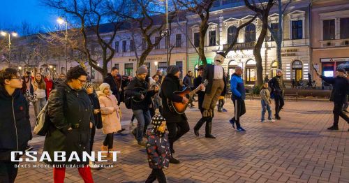 Farsangi felvonulás, télűző mulatság és Balkán táncház Farsangi felvonulás, télűző mulatság és Balkán táncház