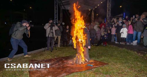 Farsangi felvonulás, télűző mulatság és Balkán táncház Farsangi felvonulás, télűző mulatság és Balkán táncház