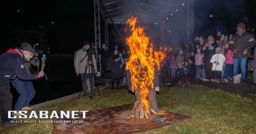 Farsangi felvonulás, télűző mulatság és Balkán táncház Farsangi felvonulás, télűző mulatság és Balkán táncház