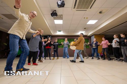 Farsangi felvonulás, télűző mulatság és Balkán táncház Farsangi felvonulás, télűző mulatság és Balkán táncház