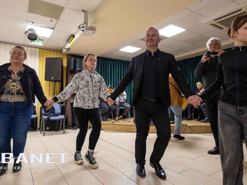 Farsangi felvonulás, télűző mulatság és Balkán táncház  Farsangi felvonulás, télűző mulatság és Balkán táncház