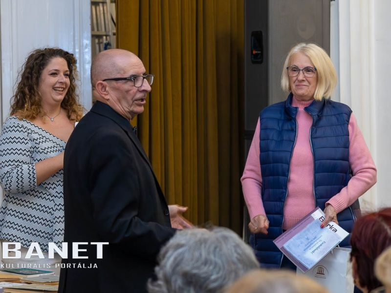 Kis szerencsével lehettem volna a Színházbarangolás kétezre Kis szerencsével lehettem volna a Színházbarangolás kétezre