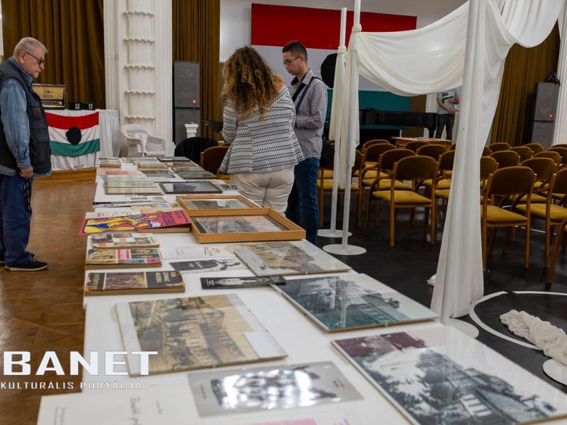 Kis szerencsével lehettem volna a Színházbarangolás kétezre Kis szerencsével lehettem volna a Színházbarangolás kétezre