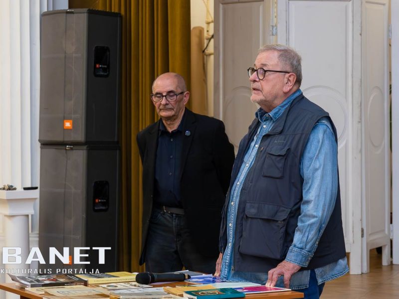 Kis szerencsével lehettem volna a Színházbarangolás kétezre Kis szerencsével lehettem volna a Színházbarangolás kétezre