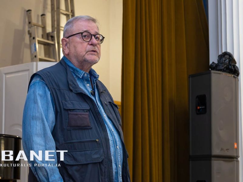 Kis szerencsével lehettem volna a Színházbarangolás kétezre Kis szerencsével lehettem volna a Színházbarangolás kétezre