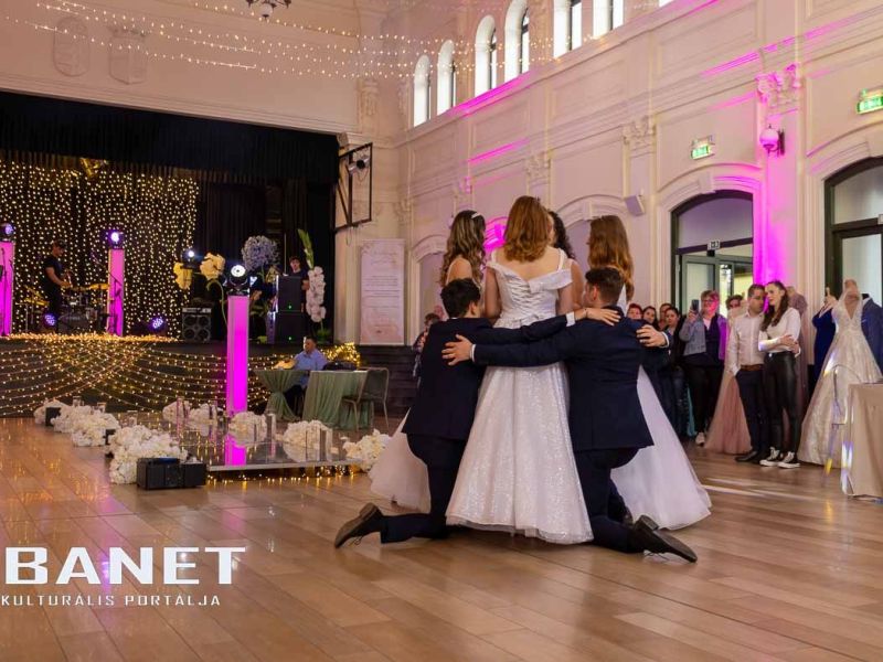 Magical Evening - Esküvő kiállítás Gyulán a Vigadóban Magical Evening - Esküvő kiállítás Gyulán a Vigadóban