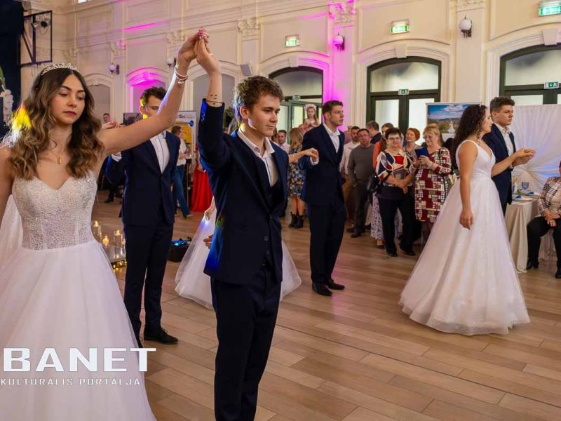 Magical Evening - Esküvő kiállítás Gyulán a Vigadóban Magical Evening - Esküvő kiállítás Gyulán a Vigadóban