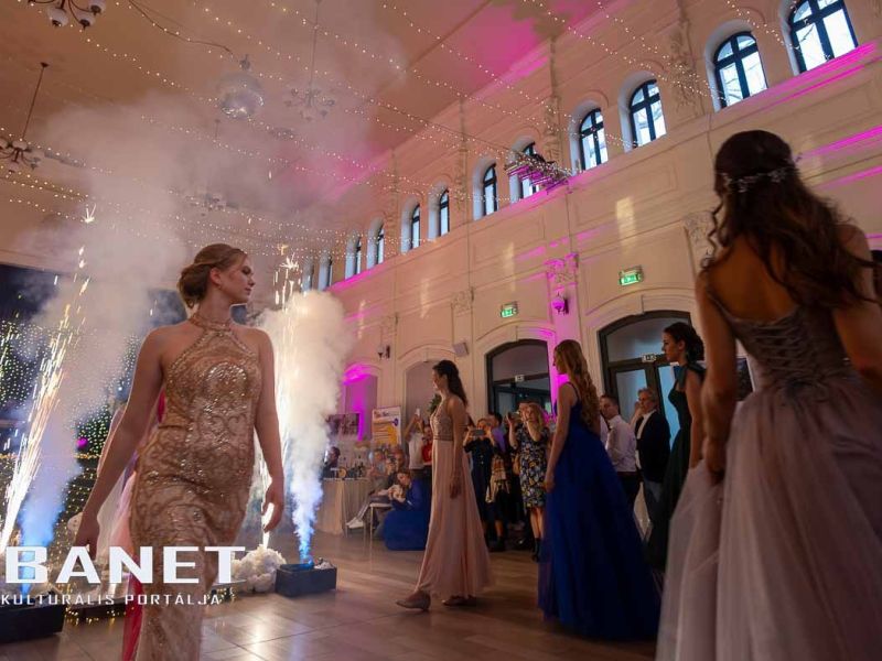 Magical Evening - Esküvő kiállítás Gyulán a Vigadóban Magical Evening - Esküvő kiállítás Gyulán a Vigadóban