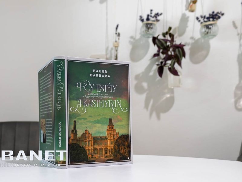 Az első fotók Bauer Barbara, Egy estély a kastélyban címmel Az első fotók Bauer Barbara, Egy estély a kastélyban címmel