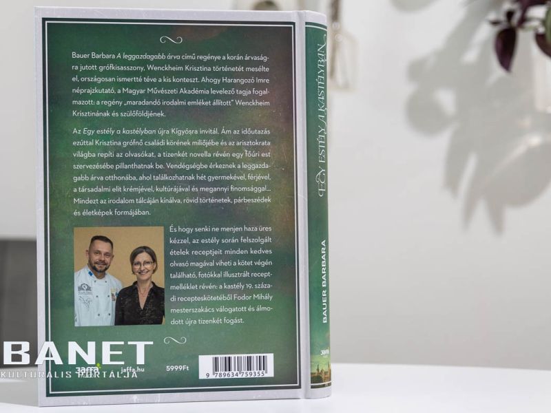 Az első fotók Bauer Barbara, Egy estély a kastélyban címmel Az első fotók Bauer Barbara, Egy estély a kastélyban címmel