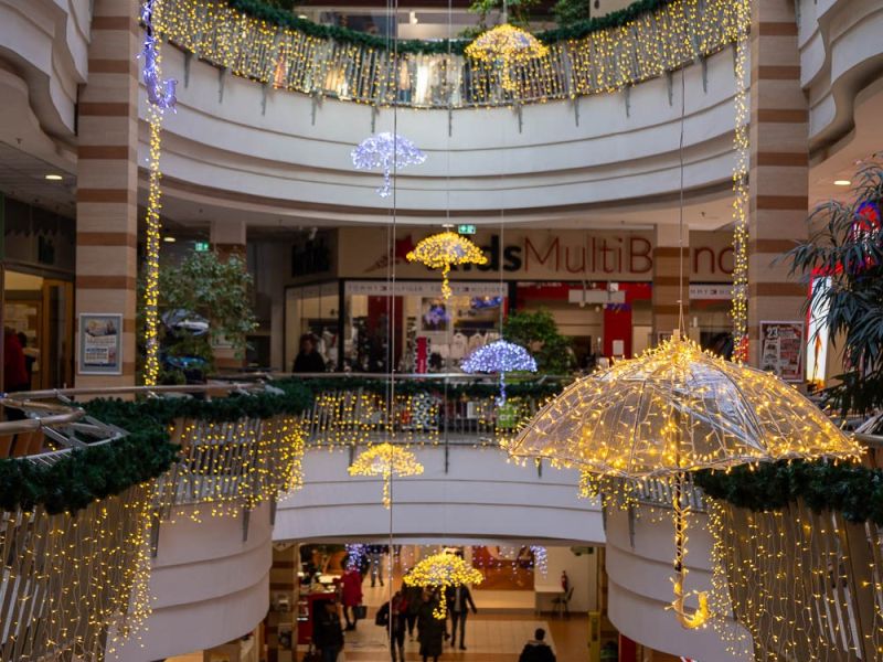 Megkezdődött a 23. szülinapi buli a Csaba Centerben Megkezdődött a 23. szülinapi buli a Csaba Centerben