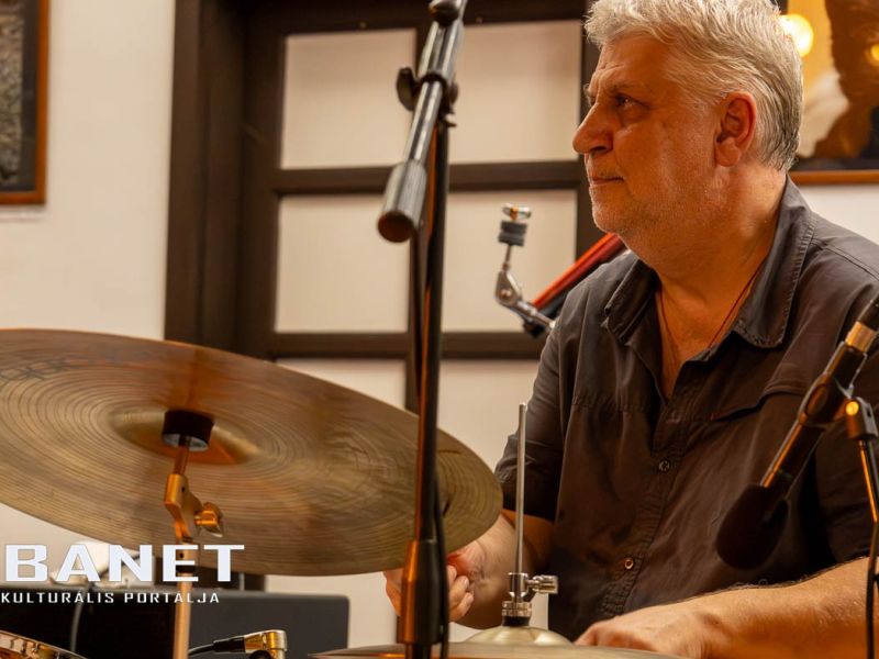 viraglanyok ejszakaja viraglanyok ejszakaja