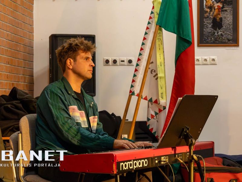 viraglanyok ejszakaja viraglanyok ejszakaja